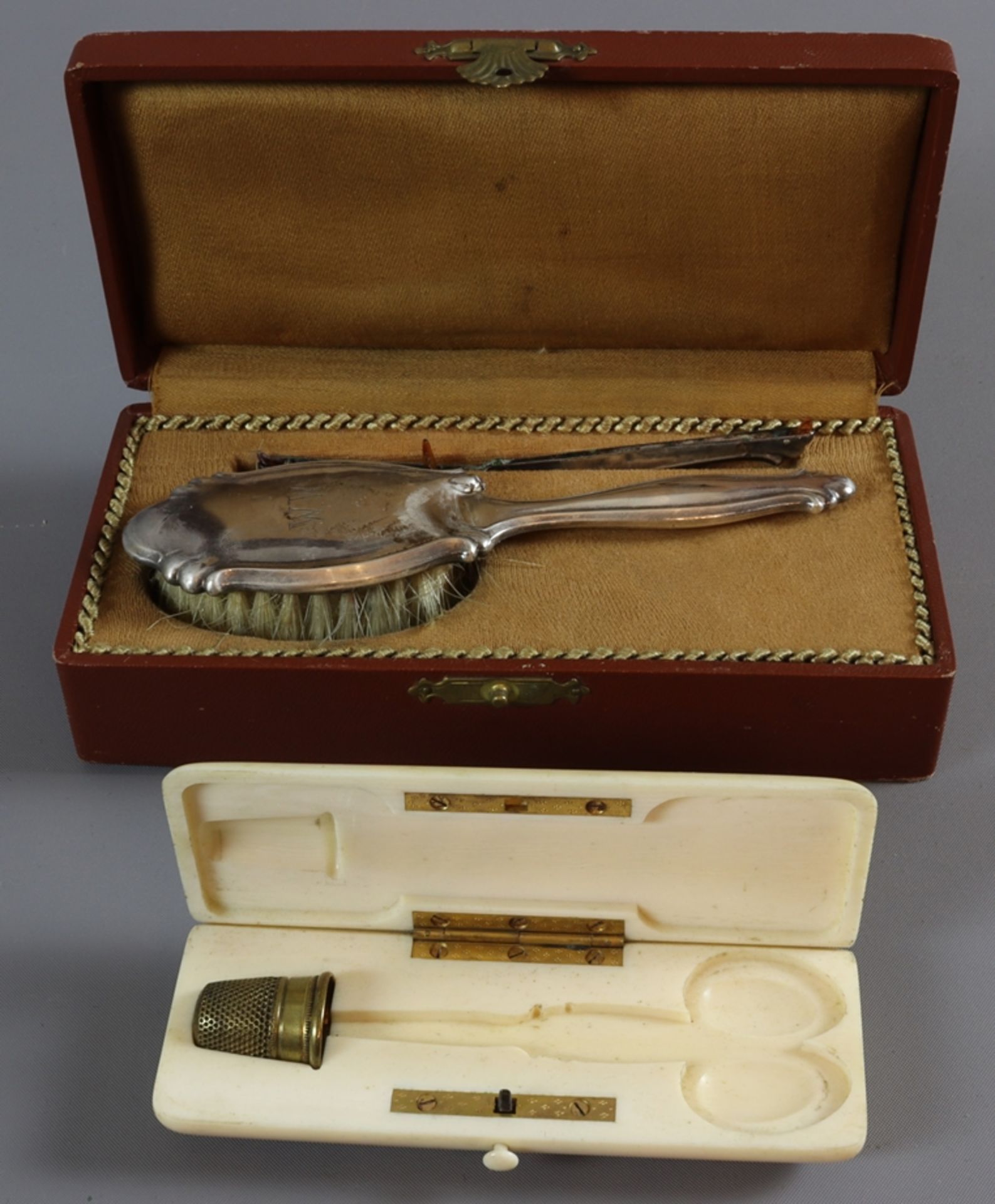 Brush and comb set and others, Historism circa 1900, German