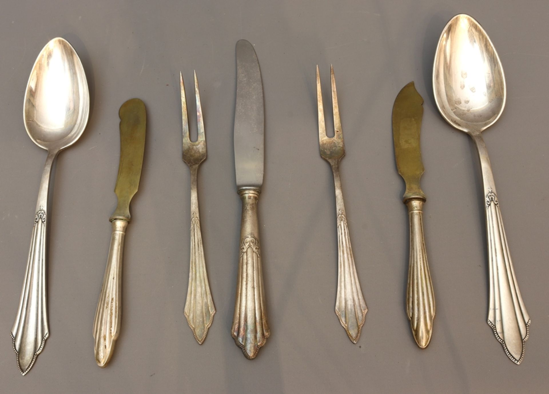 Fan pattern serving cutlery circa 1920, German
