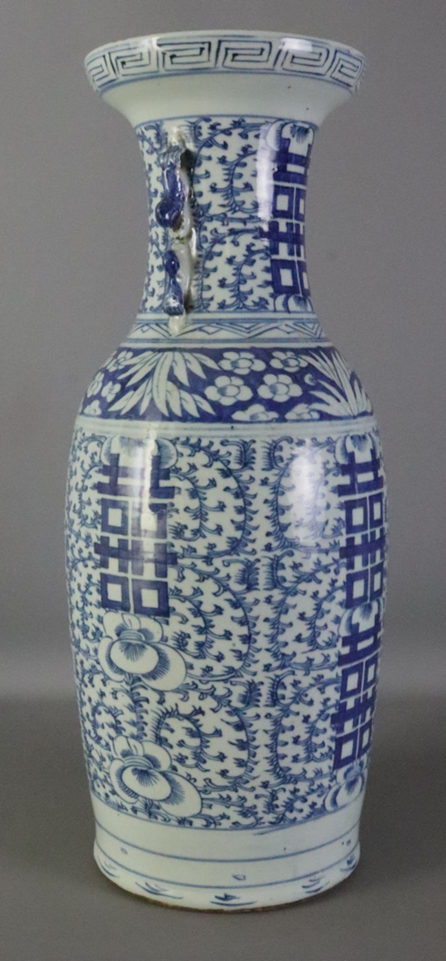 Qing dynasty, pair of vases China early 19th century - Image 3 of 3