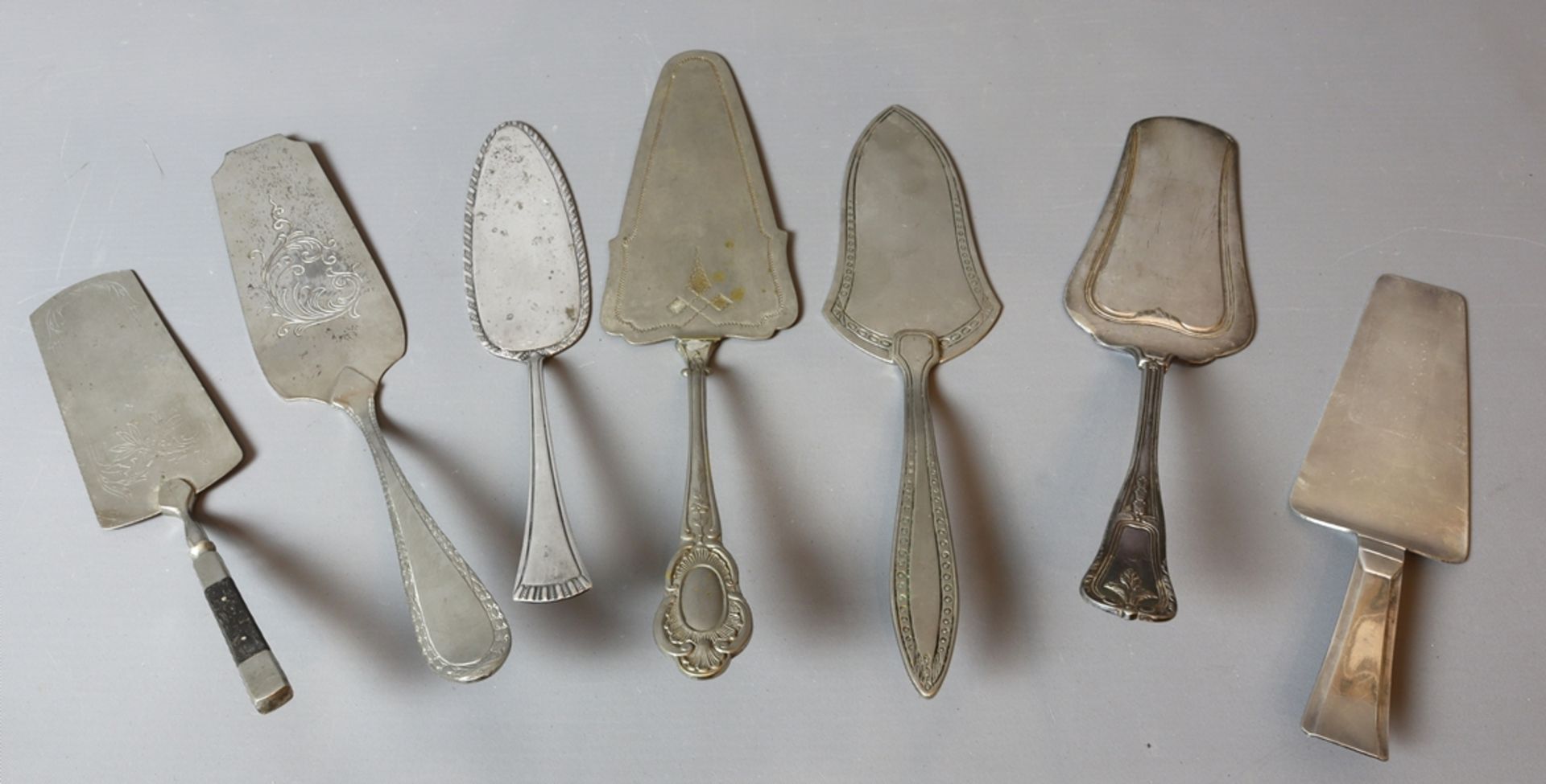 Lot - 7 different cake servers, first third of the 20th century, German - Image 2 of 2