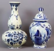 Zwei Delfter Vasen, Holland des 20. Jh. 