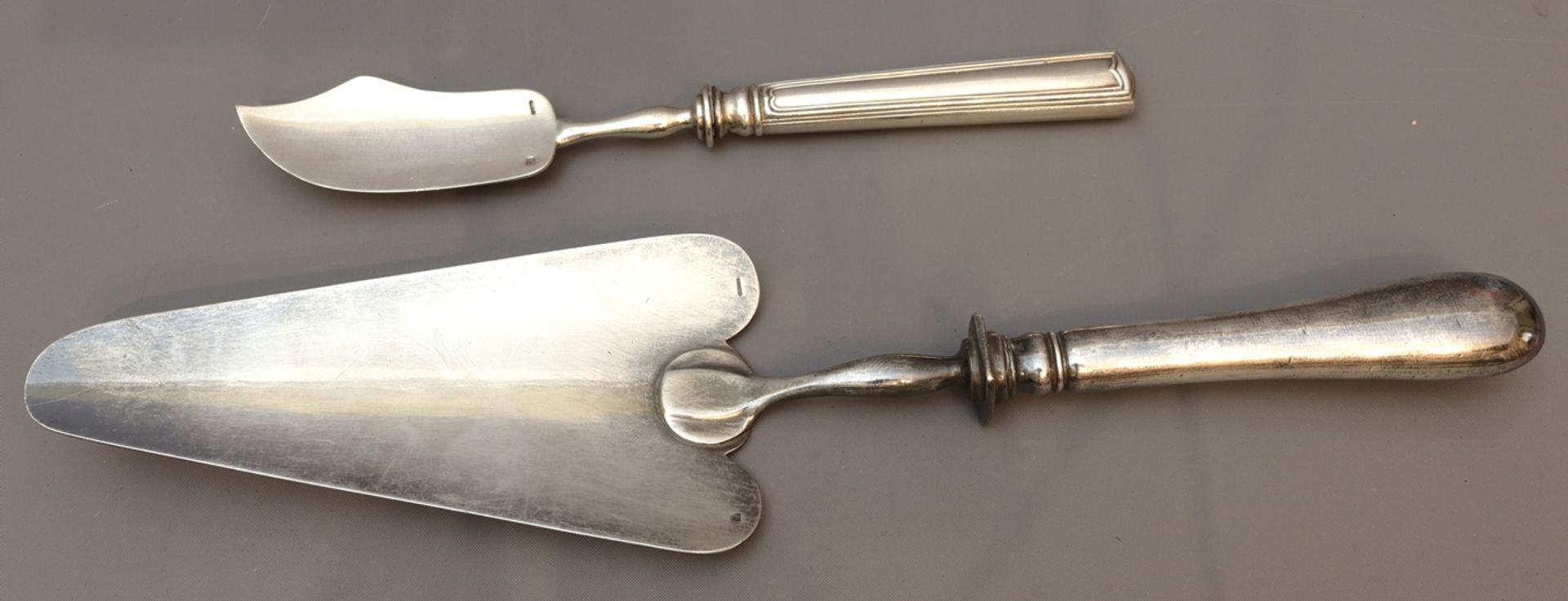Cake lifter and cake knife, Historicism circa 1900, German