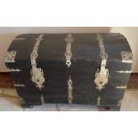 Baroque oak chest with bands of the 18th century, North German
