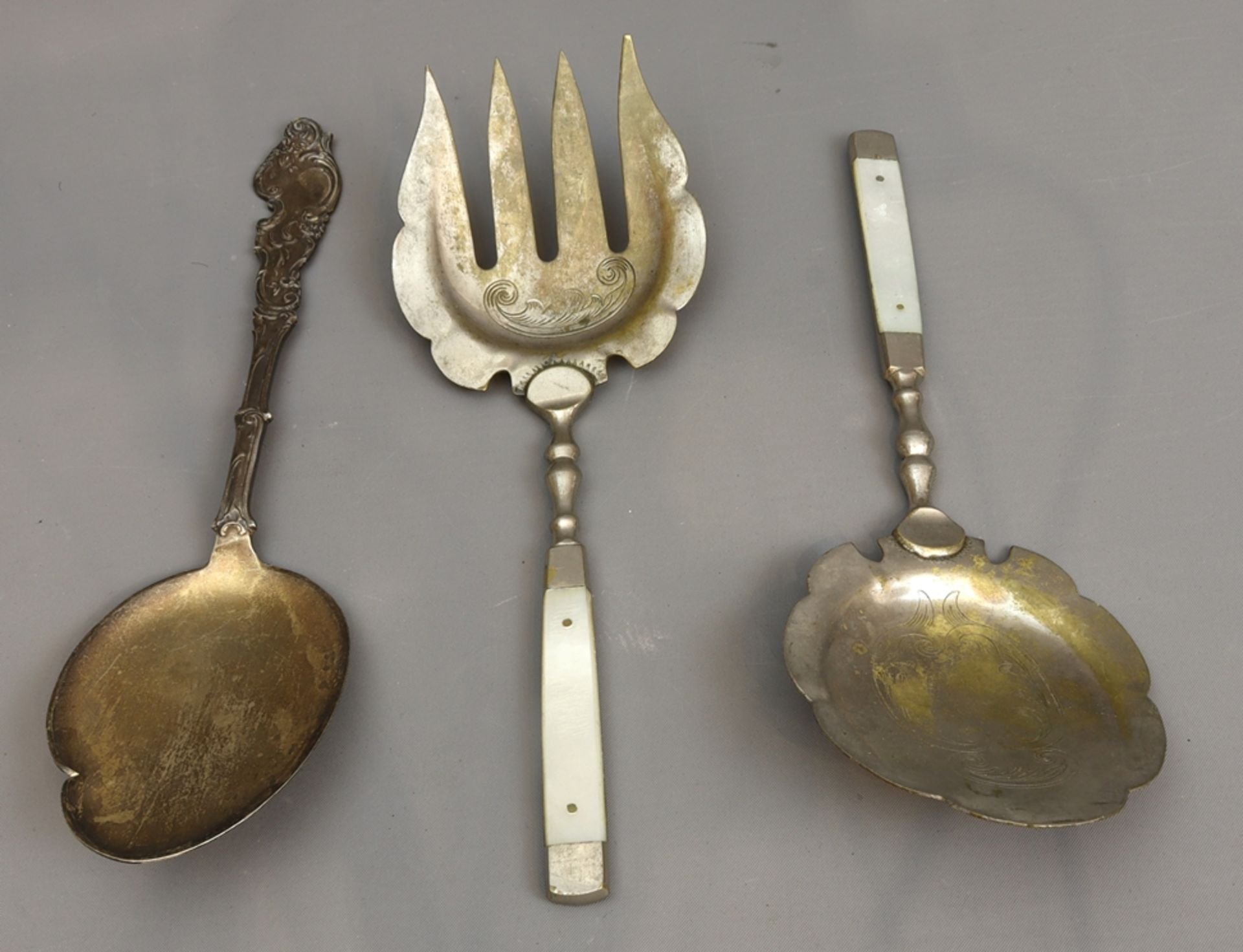 Lot of cake knives and lifters, Historicism c. 1900-1920, German - Image 2 of 3