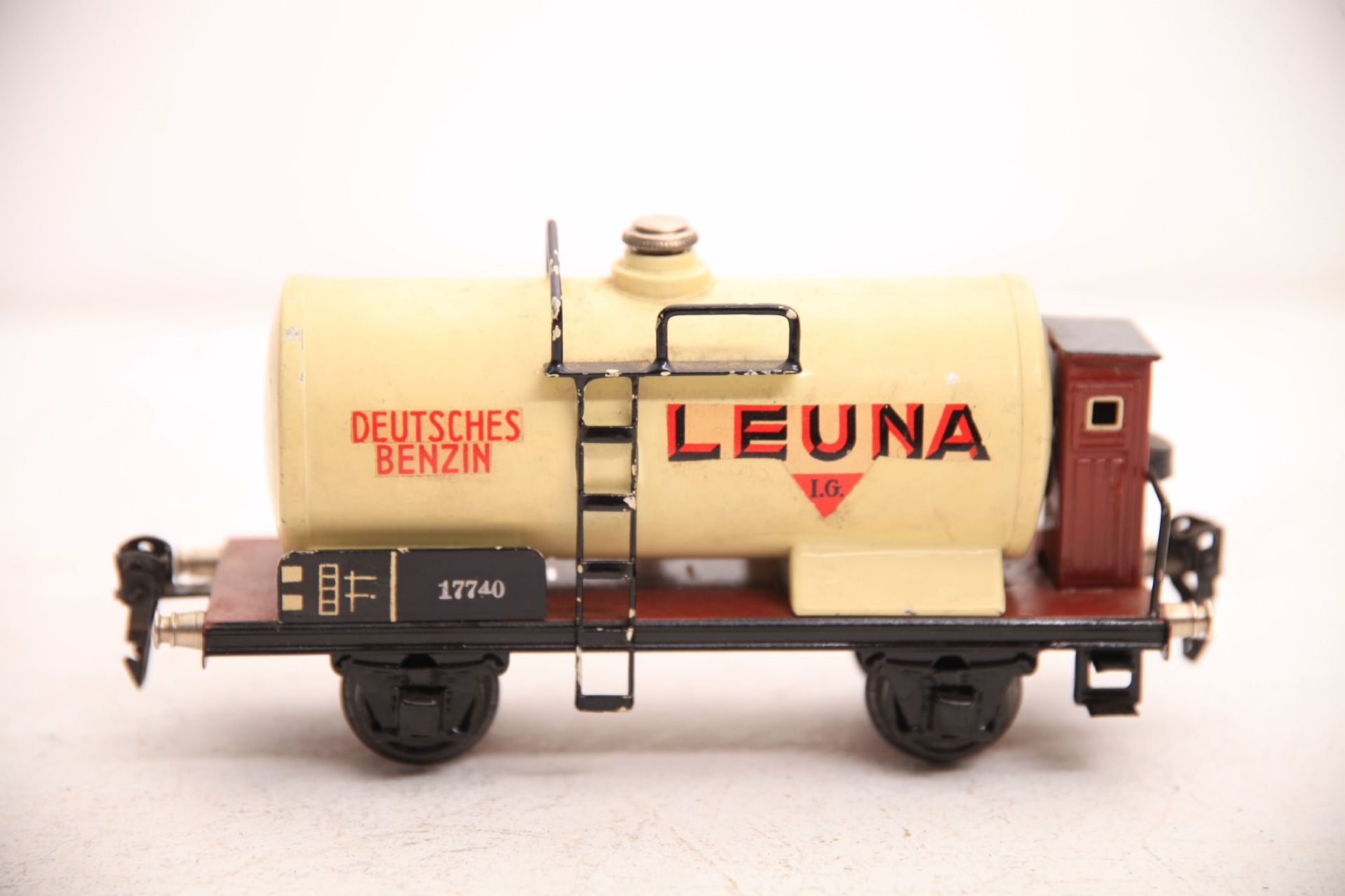 Märklin S 0, 1774 Tankwagen Leuna Z2+