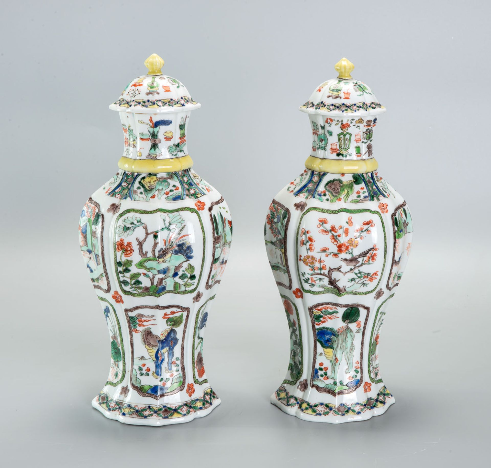 A Pair of Wucai Stoneware Lidded Vases, China, Qing Dynasty, 18th Century - Image 3 of 6