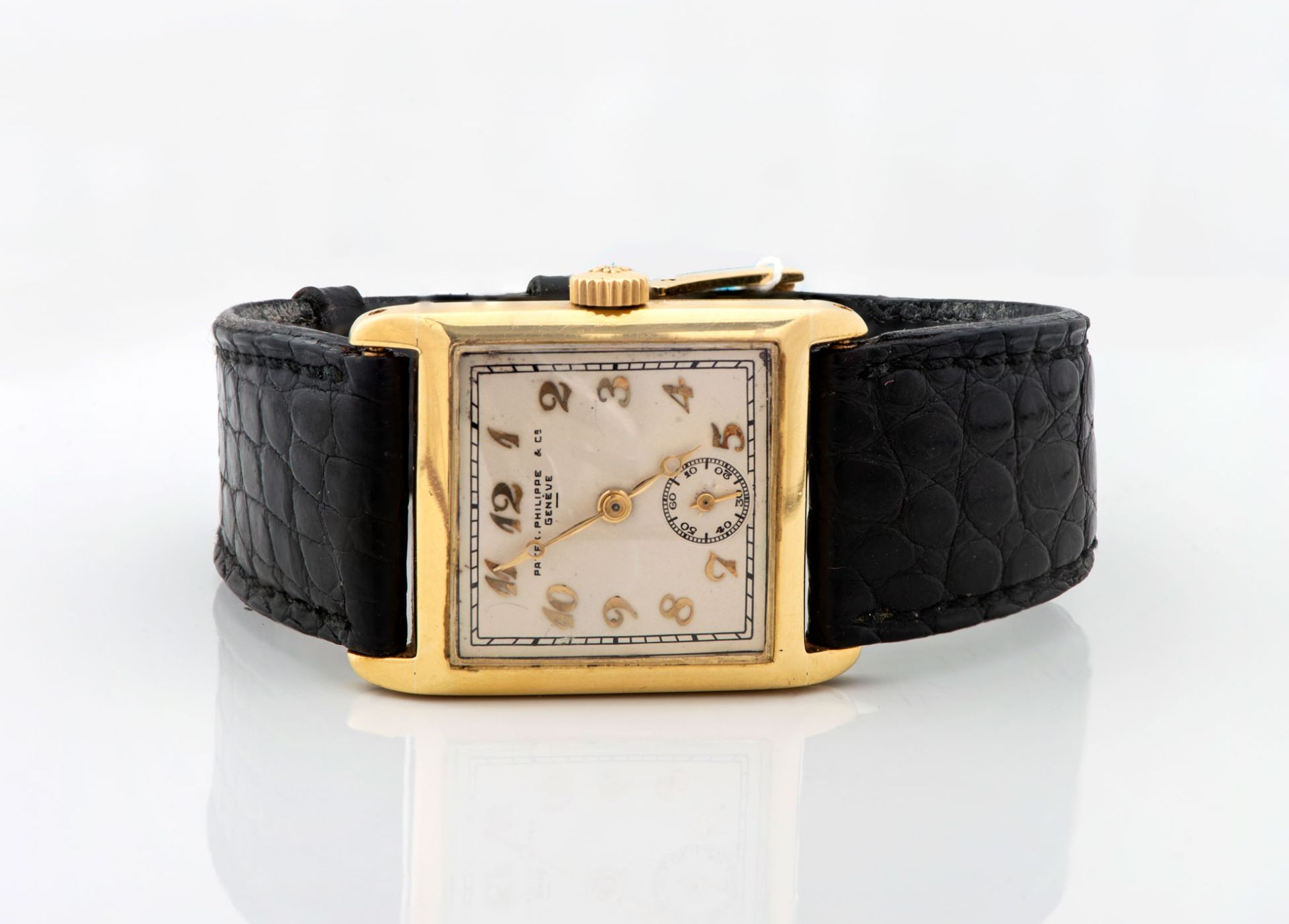 An 18K Yellow Gold Rare Patek Philippe Gondolo Unisex Wristwatch - Image 2 of 3