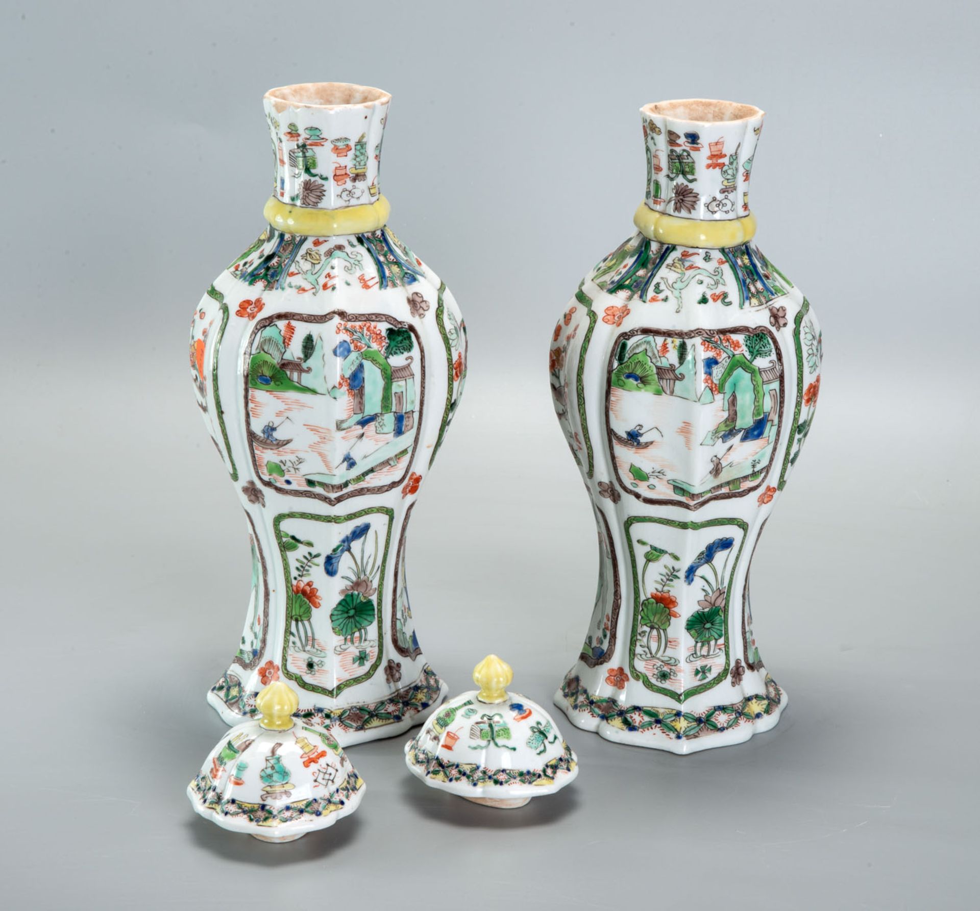 A Pair of Wucai Stoneware Lidded Vases, China, Qing Dynasty, 18th Century - Image 5 of 6