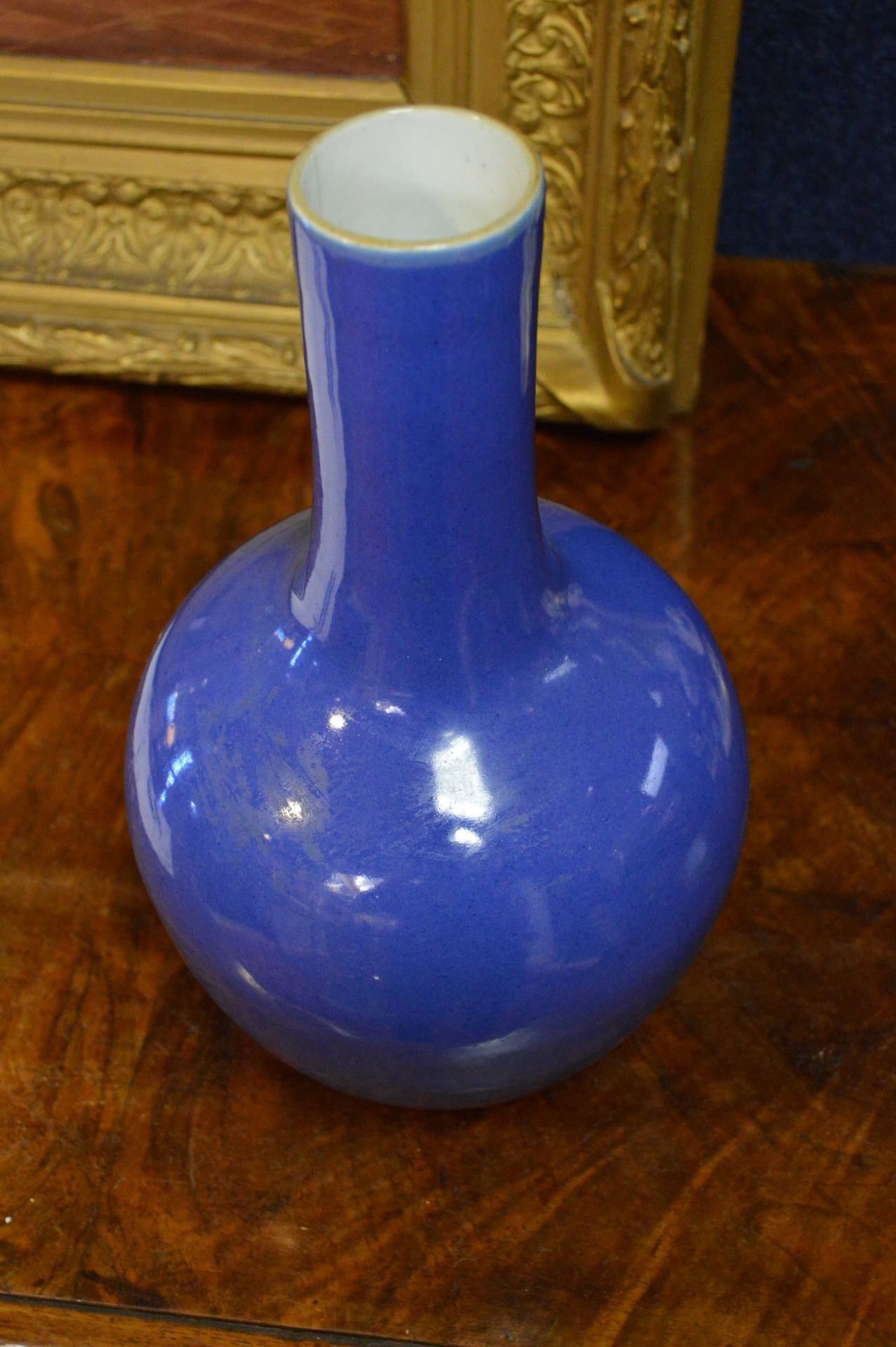 Vase - Image 5 of 8