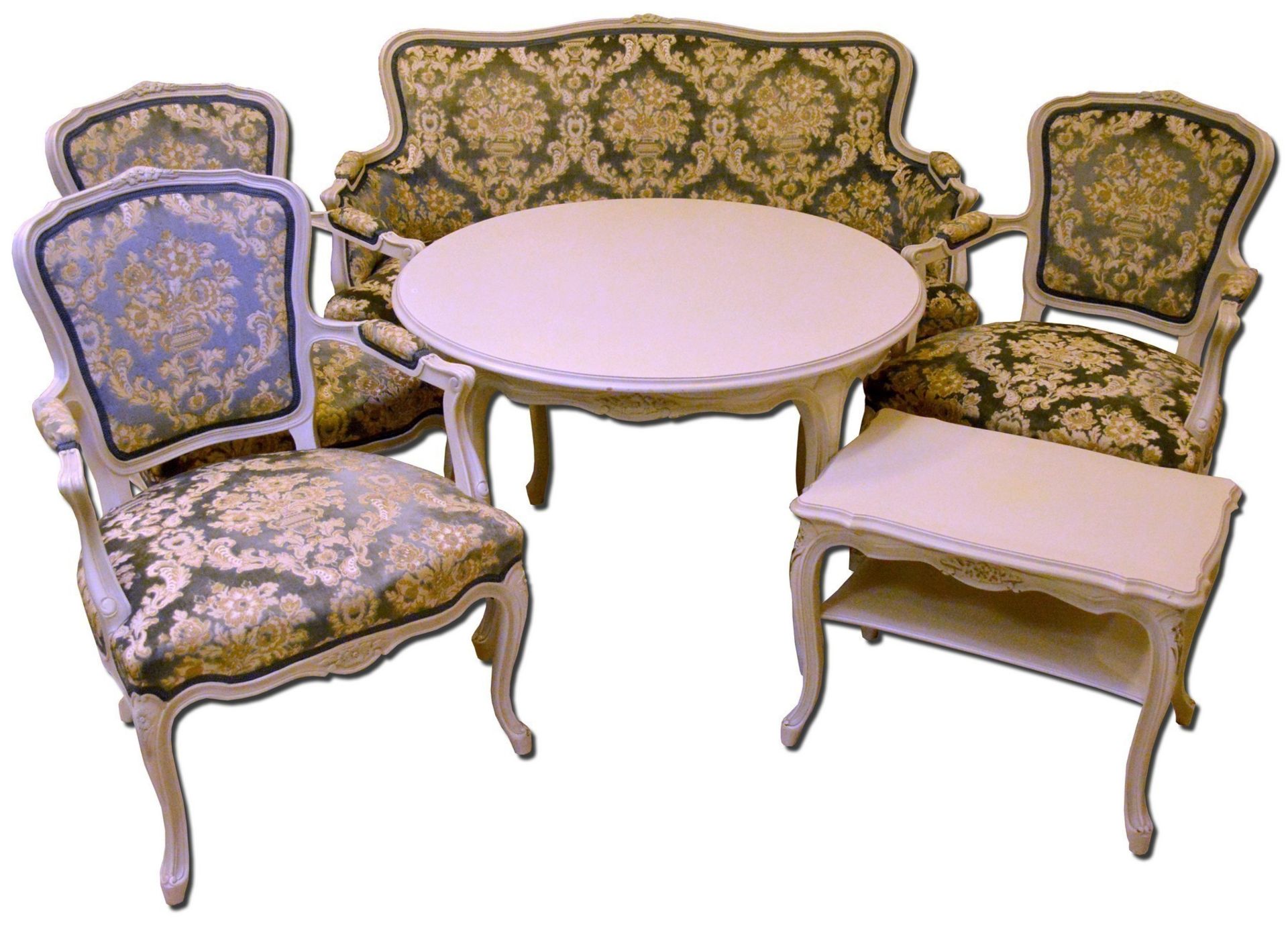 Salon - Sofa, zwei Tische, drei Sessel
