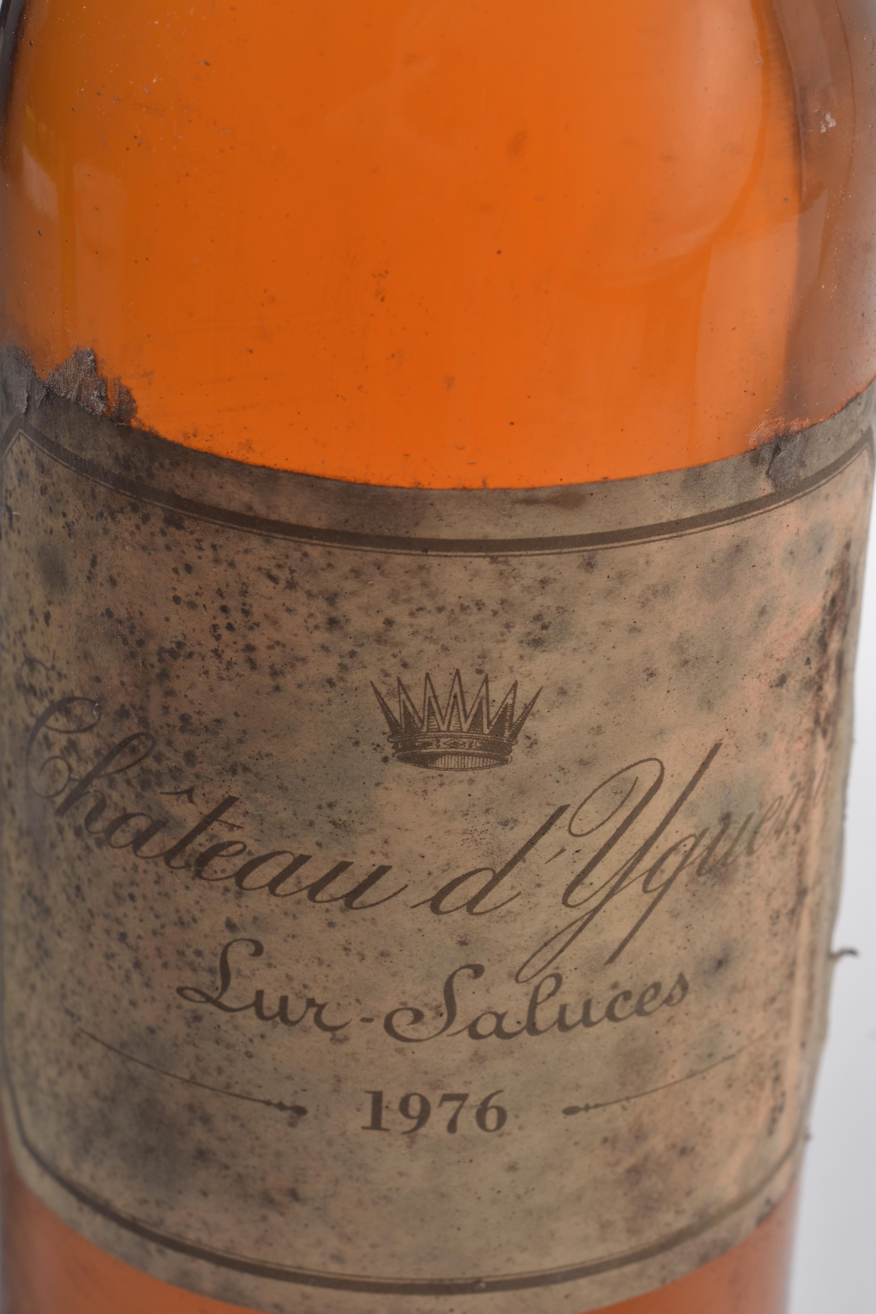 Chateau d’Yquem 1976 - bottom neck 1 bt - Image 3 of 4