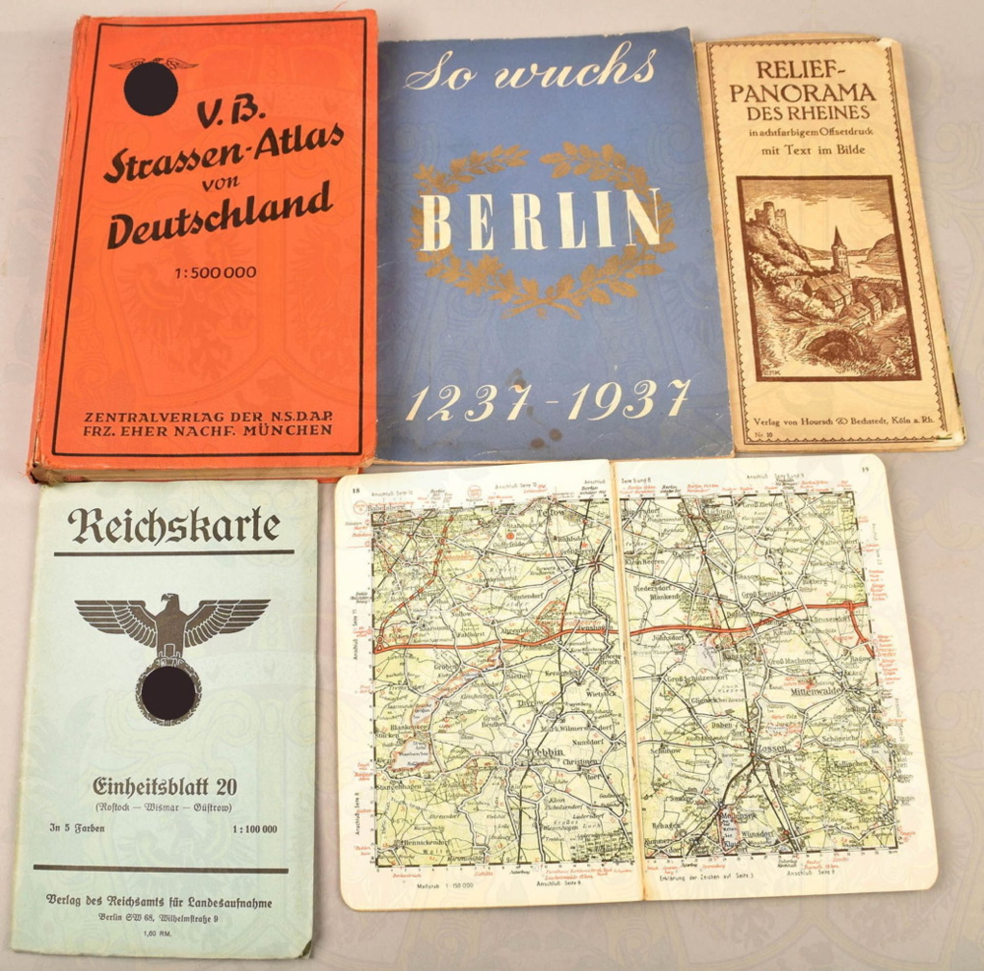 VB-Strassenatlas und 4 Kleinschriften