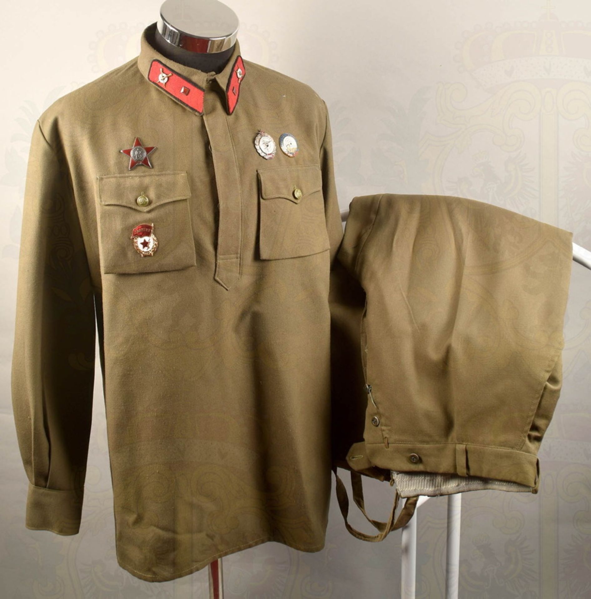 Uniform Modell 1935