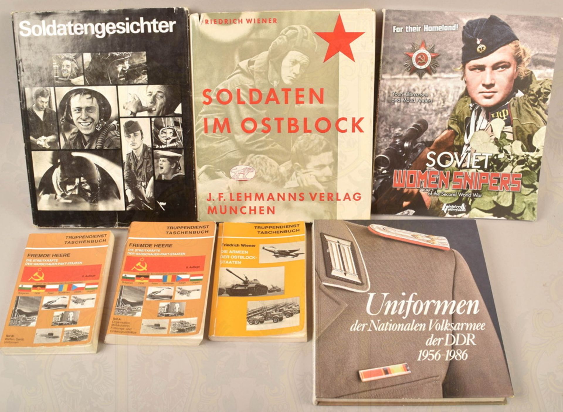 7 Titel Militärliteratur DDR und Sowjetunion