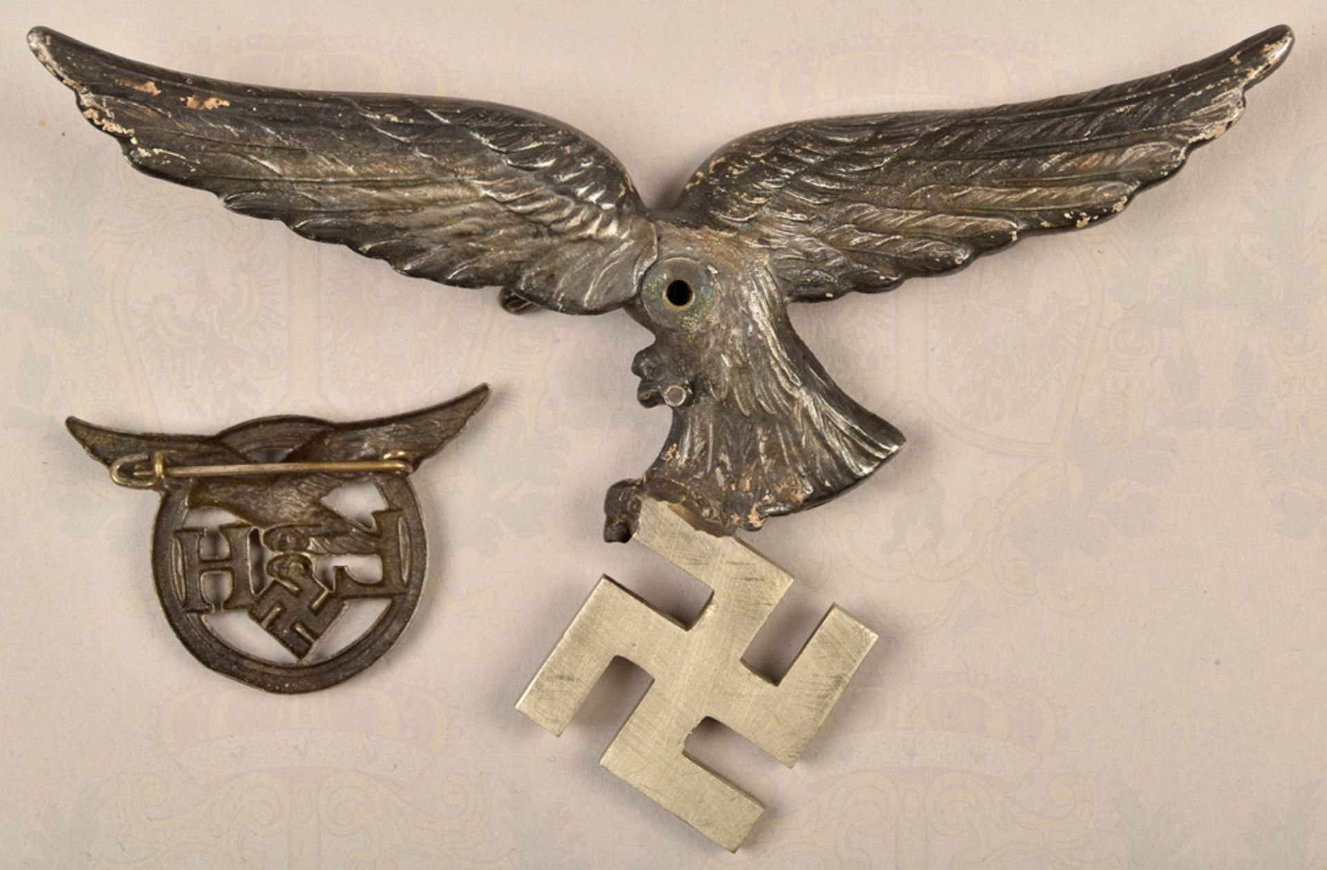 Badge for civilian Luftwaffe workers - Image 3 of 3