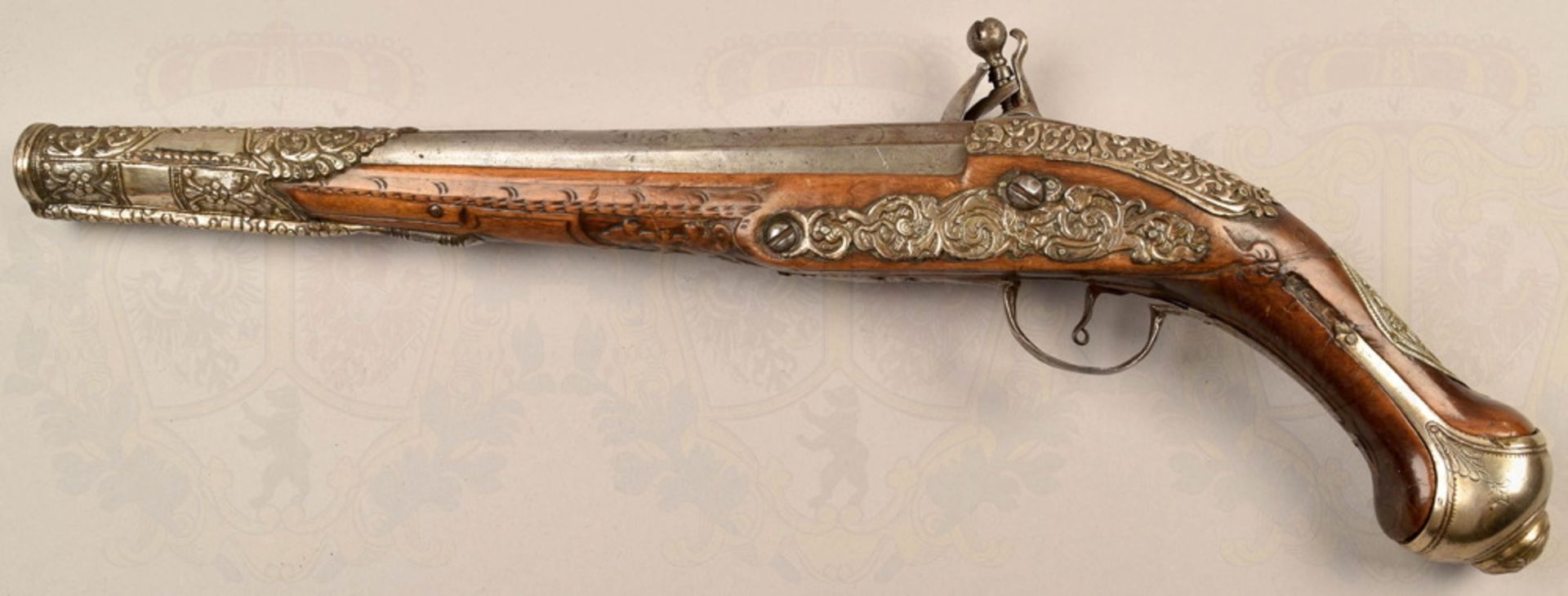 Luxury flintlock pistol made about 1780-1800 - Image 4 of 5