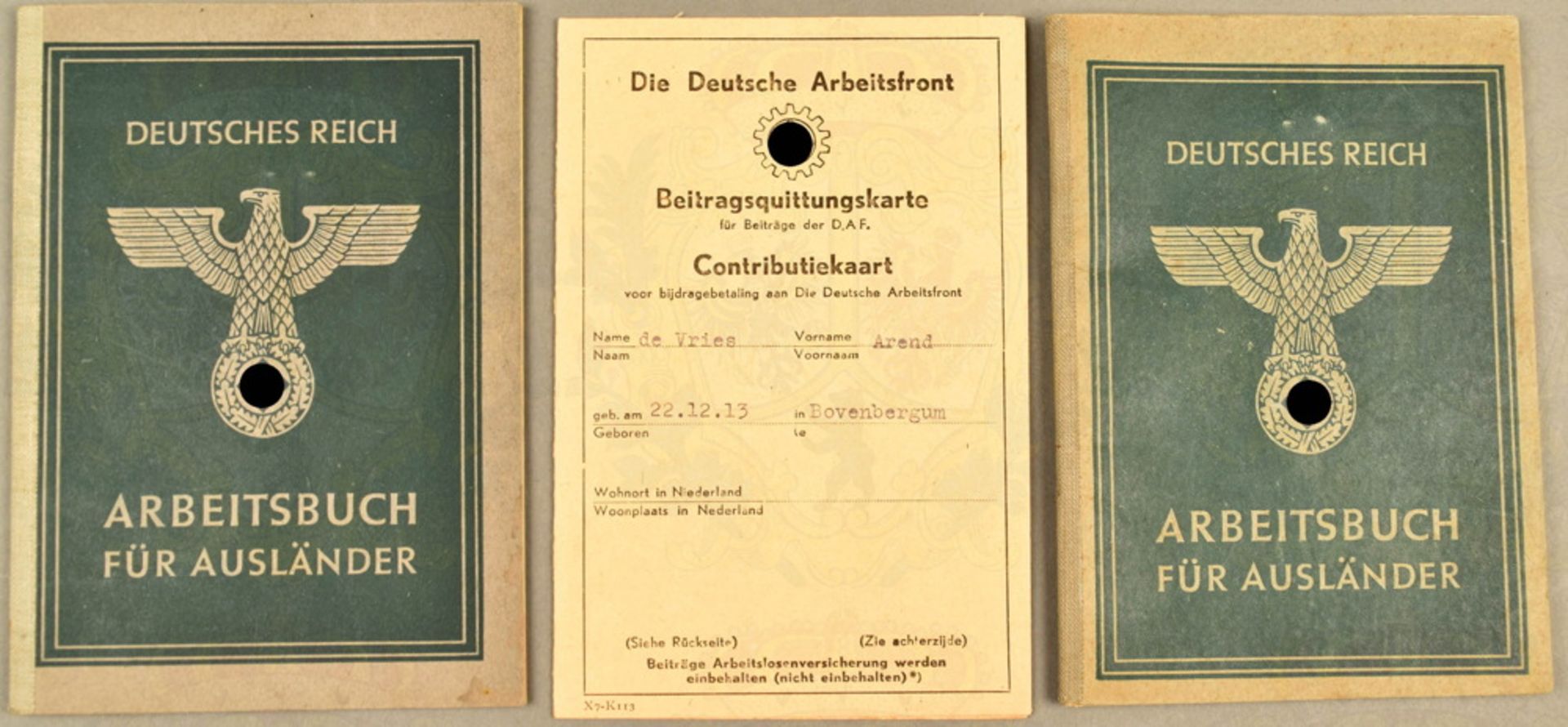 2 Arbeitsbücher für Ausländer, Franzose bzw. Niederländer, Eintr. Arbeitsämter Horrem bzw. Dessau,