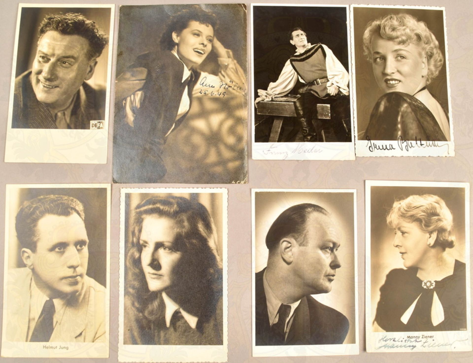 8 Originalunterschriften: Ursula Geyer 1948; Helmut Jung 1949; Manny Ziener, Anneliese Höling