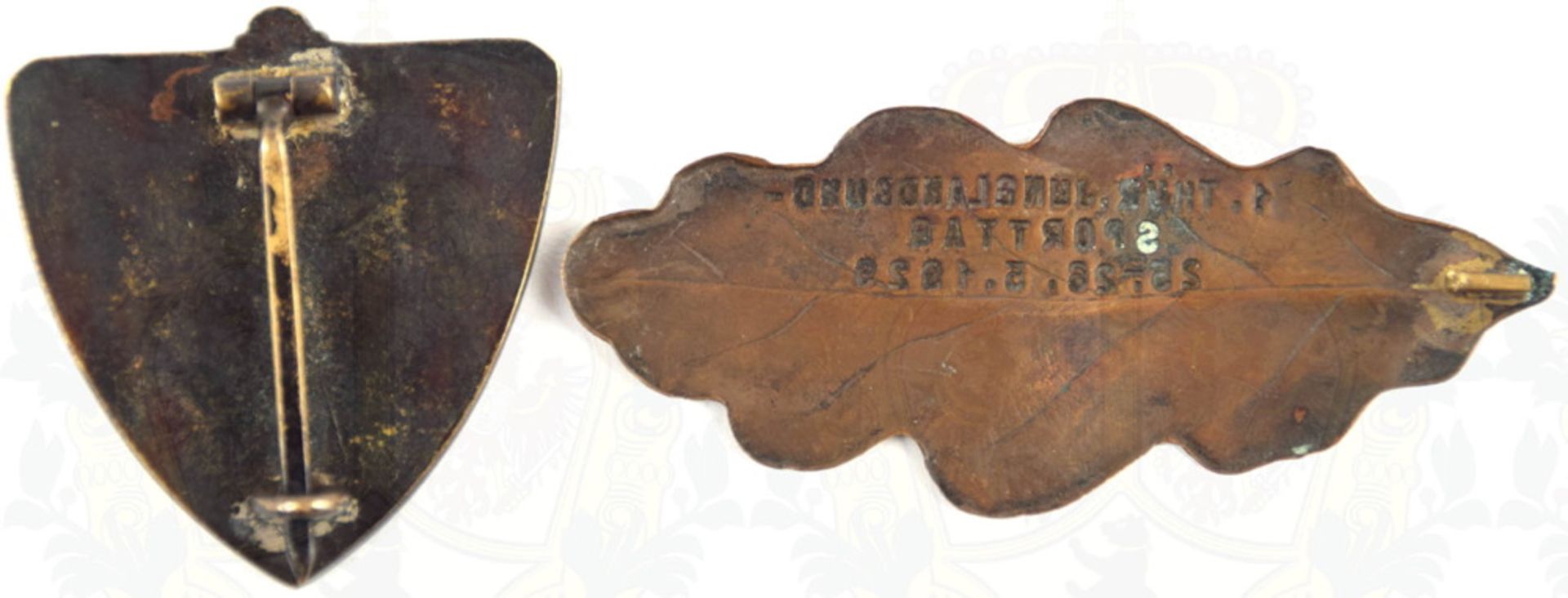 2 ABZEICHEN THÜRINGER JUNGLANDBUND Mitgliedsabzeichen, um 1930, Bronze, dunkel patiniert, flache - Image 2 of 2