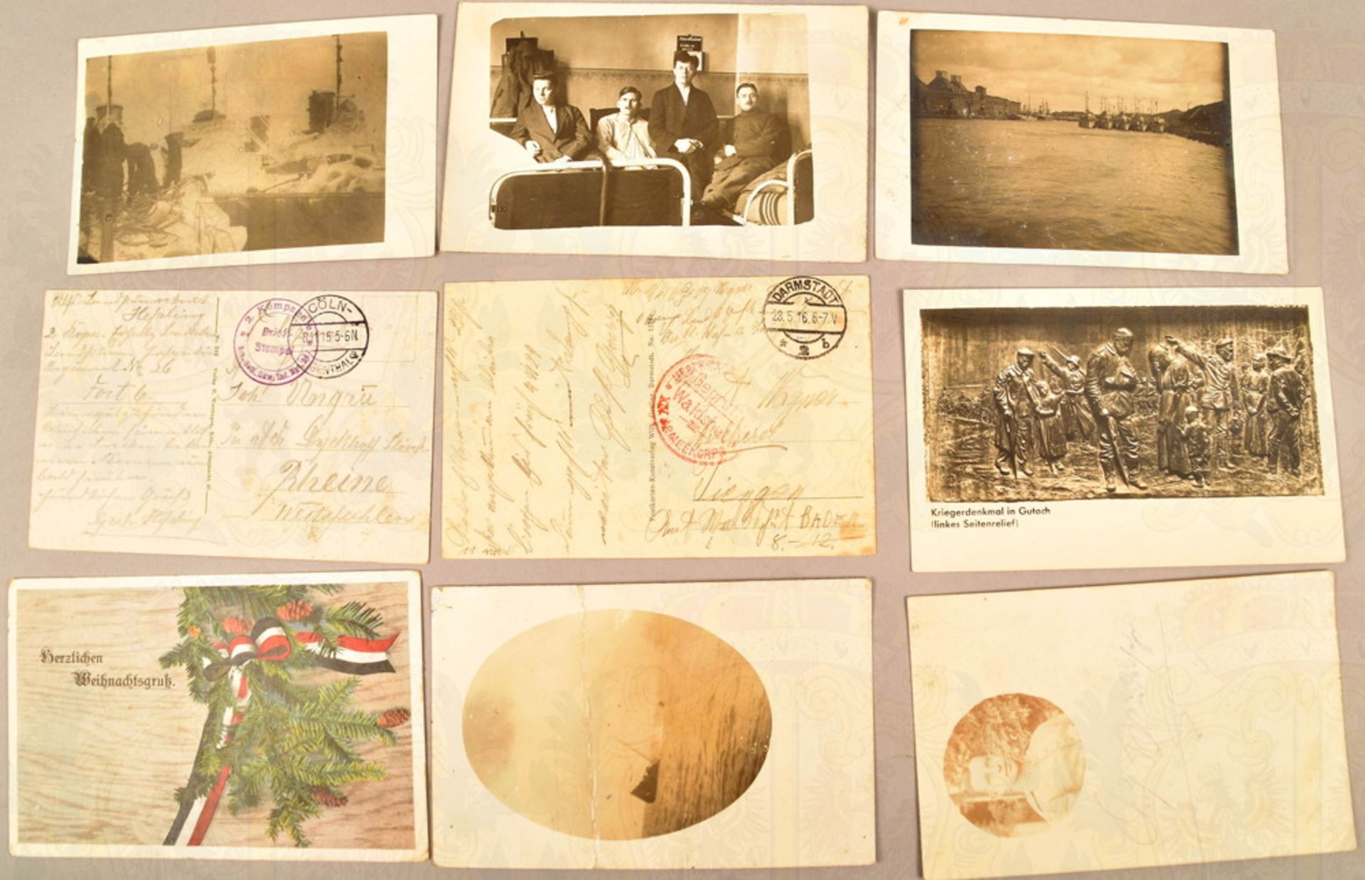 Postcard album World War I with 93 postcards