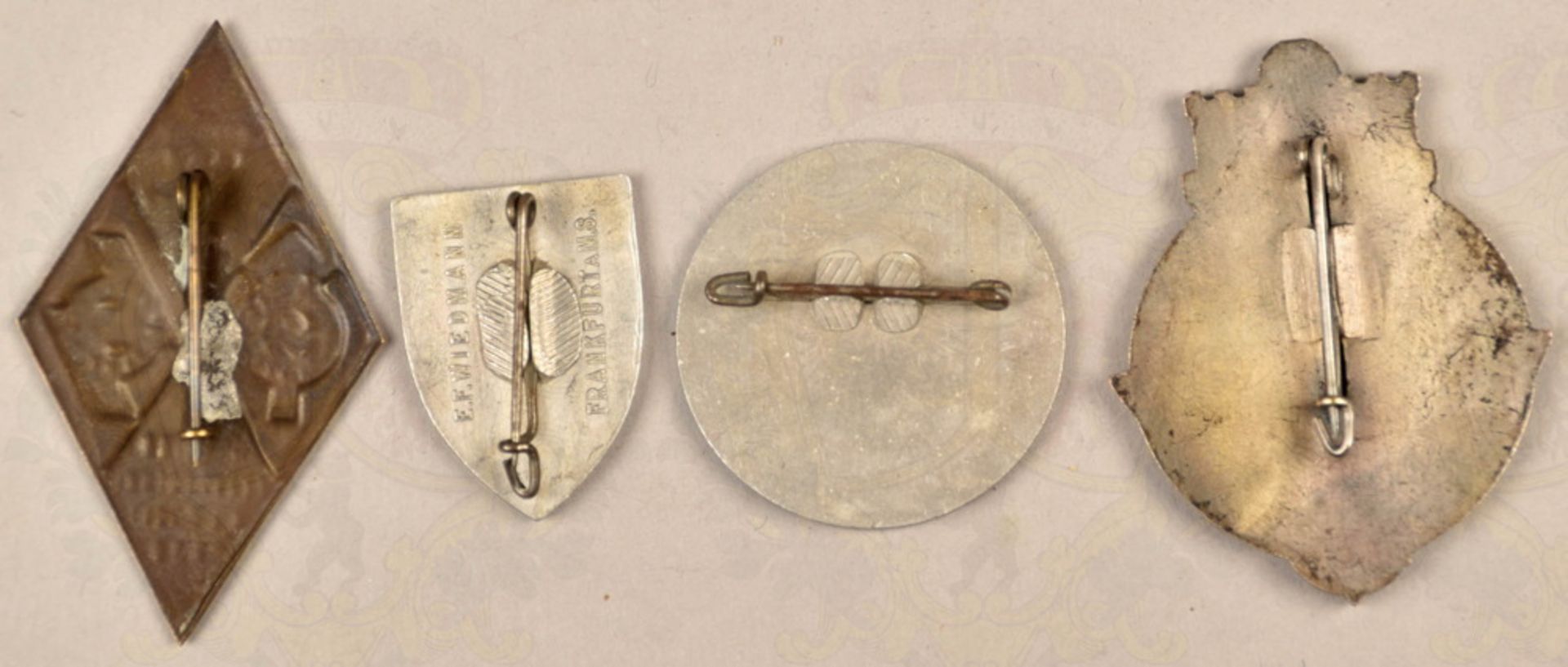 4 Hitler Youth meeting badges/tinnies 1935-1938 - Image 3 of 3