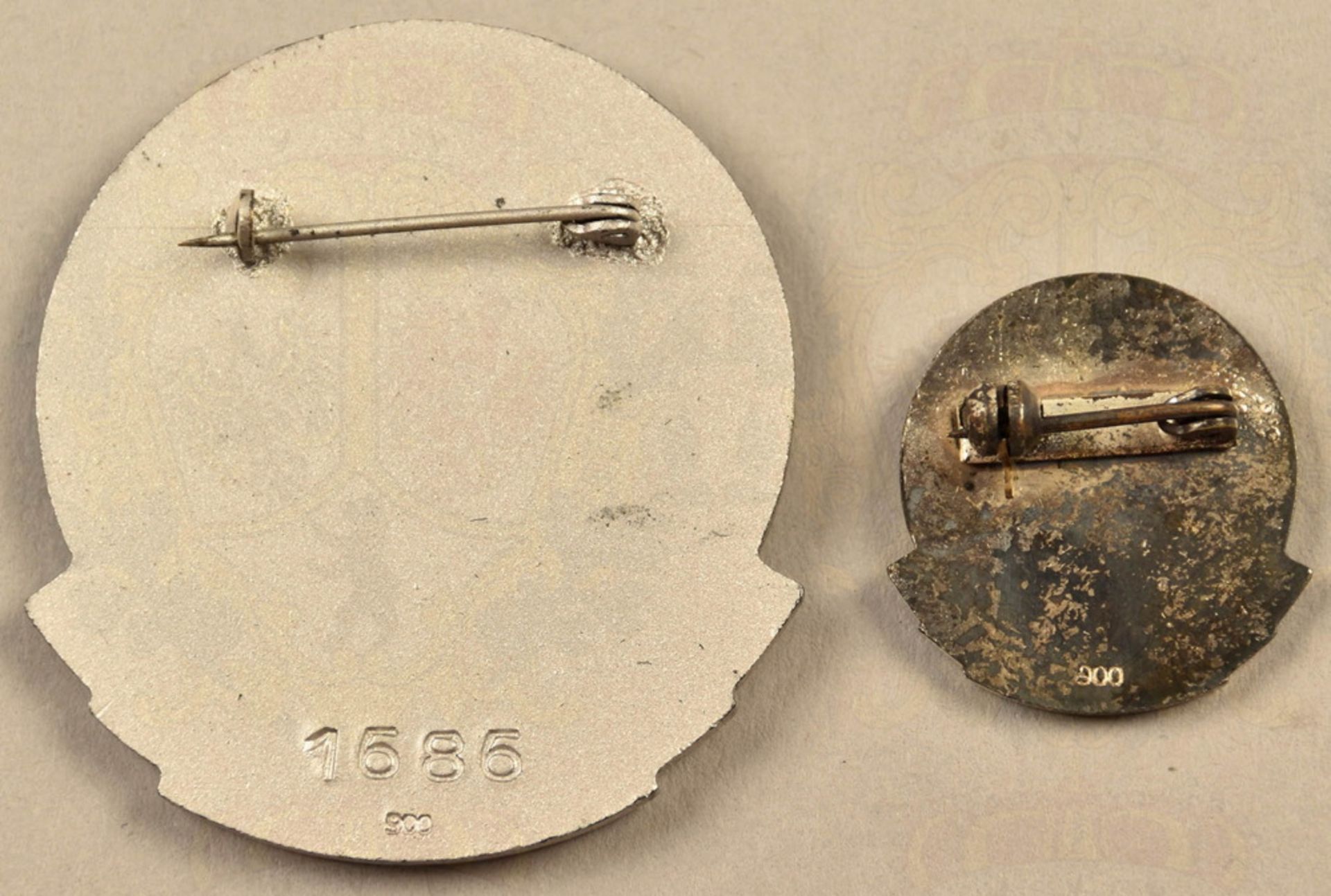 GDR Ernst-Moritz-Arndt medal with miniature 1963-1964 - Image 3 of 3