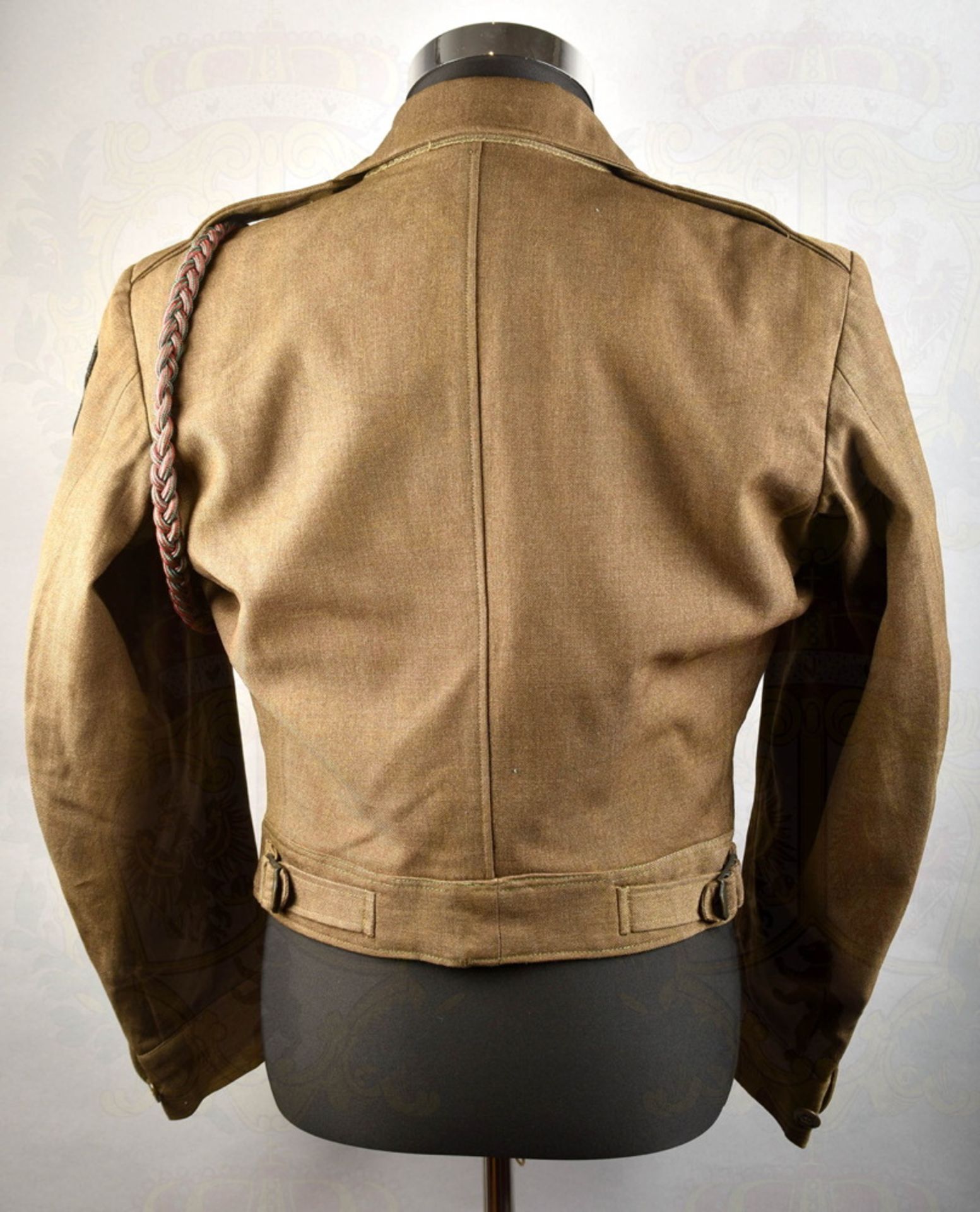 Uniform of the 101st Airborne Division - Image 3 of 6