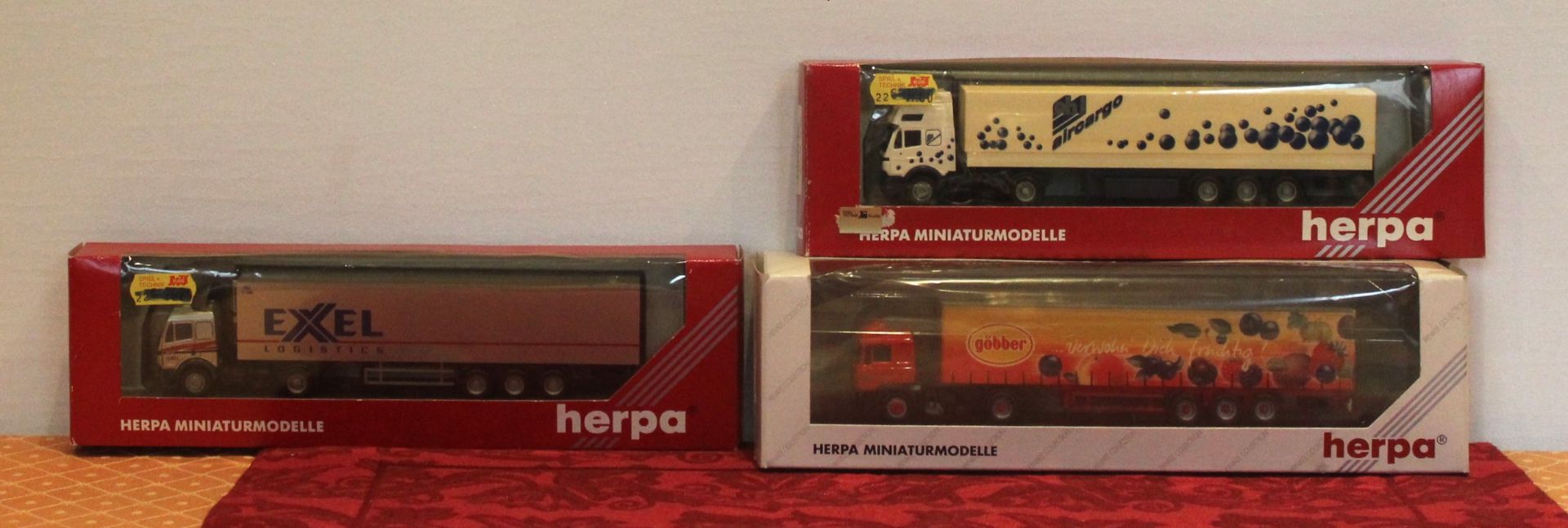 383 ) 3 Herpa Modelltrucks 1 : 87