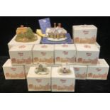 Lilliput Lane - assorted miniature cottage models, boxed (15)