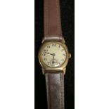 A vintage Lurex 9ct gold wristwatch