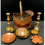 Brass & Copper - an early 19th century copper portrait bowl, George III raised on detachable feet;