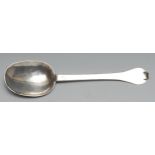 A William & Mary silver Trefid pattern spoon, rat tail bowl, 19cm long, Thomas Issod, Lonsdon 1688