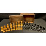 A boxwood and ebonised Staunton pattern chess set, the Kings 7cm high