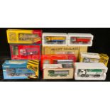 Toys & Juvenalia - Corgi 1:50 scale Heavy Haulage CC12506 Atkinson Venturer 2 axle low loader -