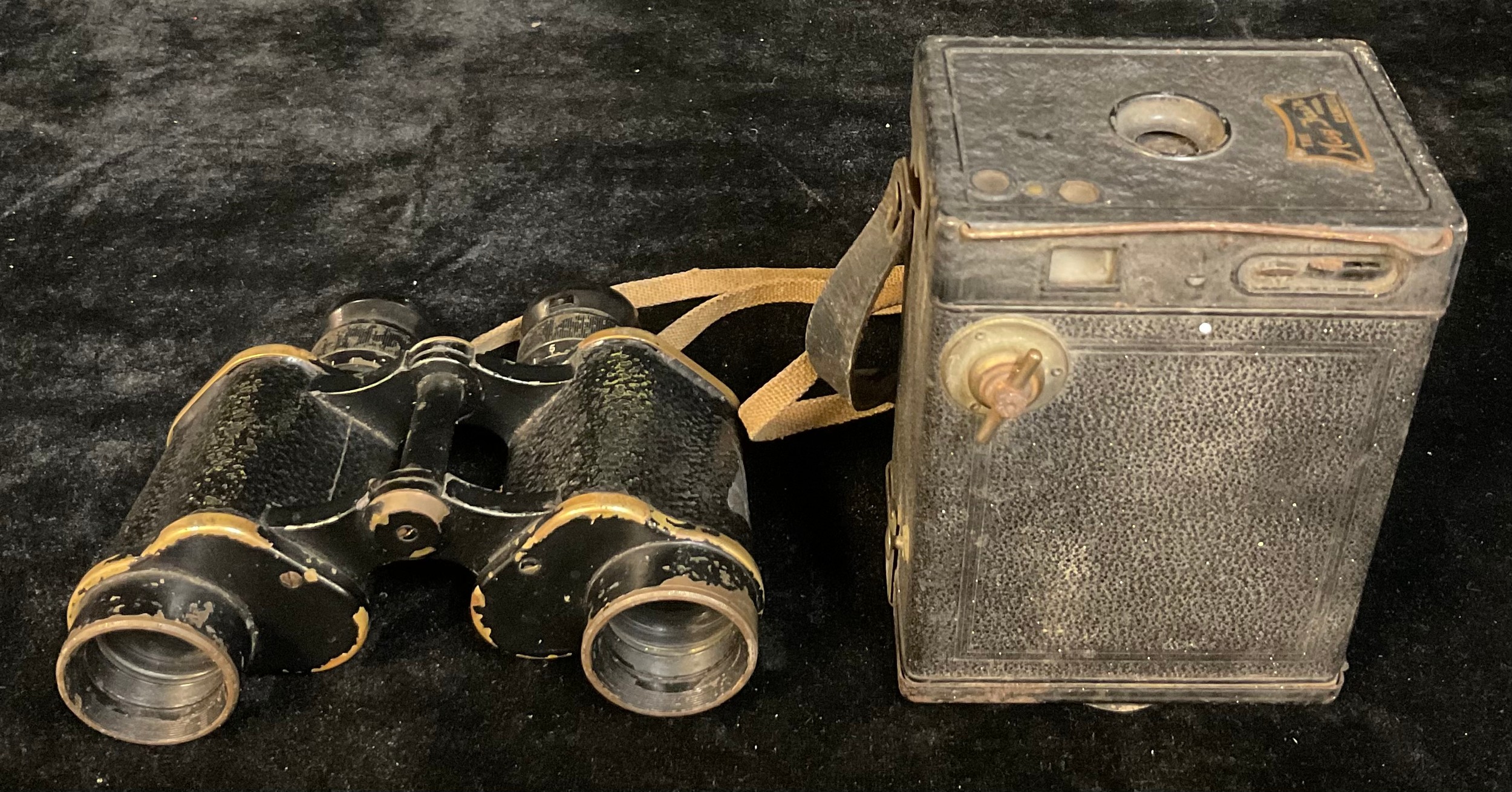 A pair of WWII period binoculars, Taylor-Hobson 1941, Bino Prism No.2. Mk II, serial number