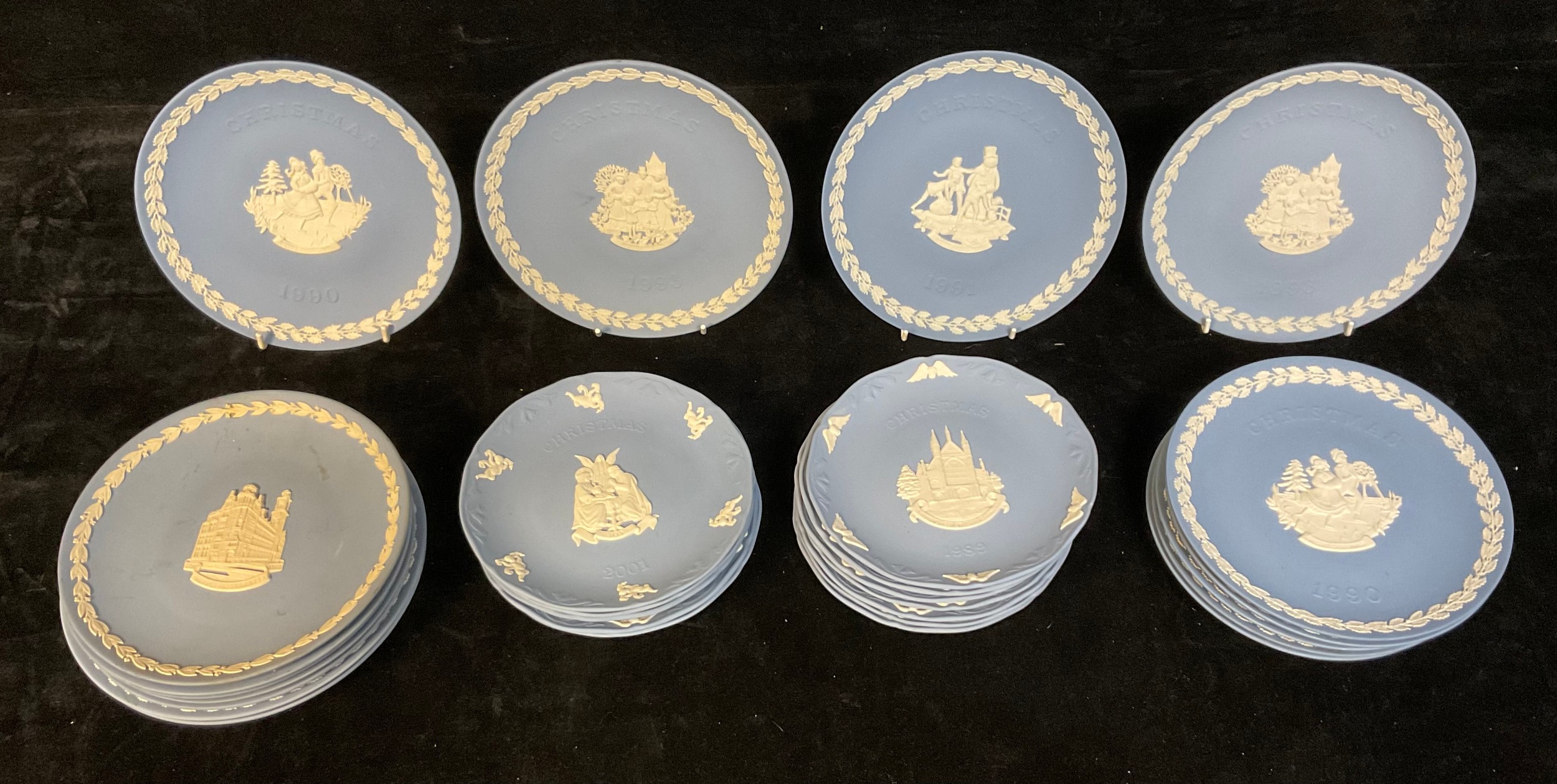 A quantity of Wedgwood Jasperware limited edition plates, including American Independence, Christmas
