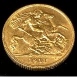 A George V gold half sovereign, 1911