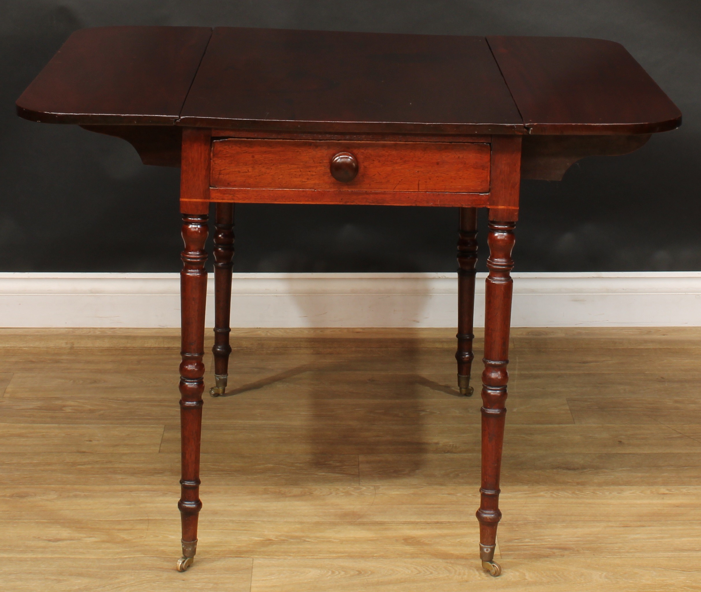 A George III mahogany Pembroke table, 73cm high, 55cm opening to 104cm wide, 97.5cm deep - Image 2 of 4