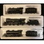 Toys & Juvenalia, Trains, OO Gauge - three Bachmann LNER locomotives and tender, each unboxed but