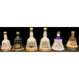 A Wade Bell's Whisky decanter and contents, To Celebrate Her Majesty Queen Elizabeth II 60th