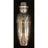 A reproduction plated cocktail shaker, modelled as a snowman, 26cm high