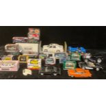 Toys - a collection of boxed and unboxed models, various manufacturers including Bburago, Newray,