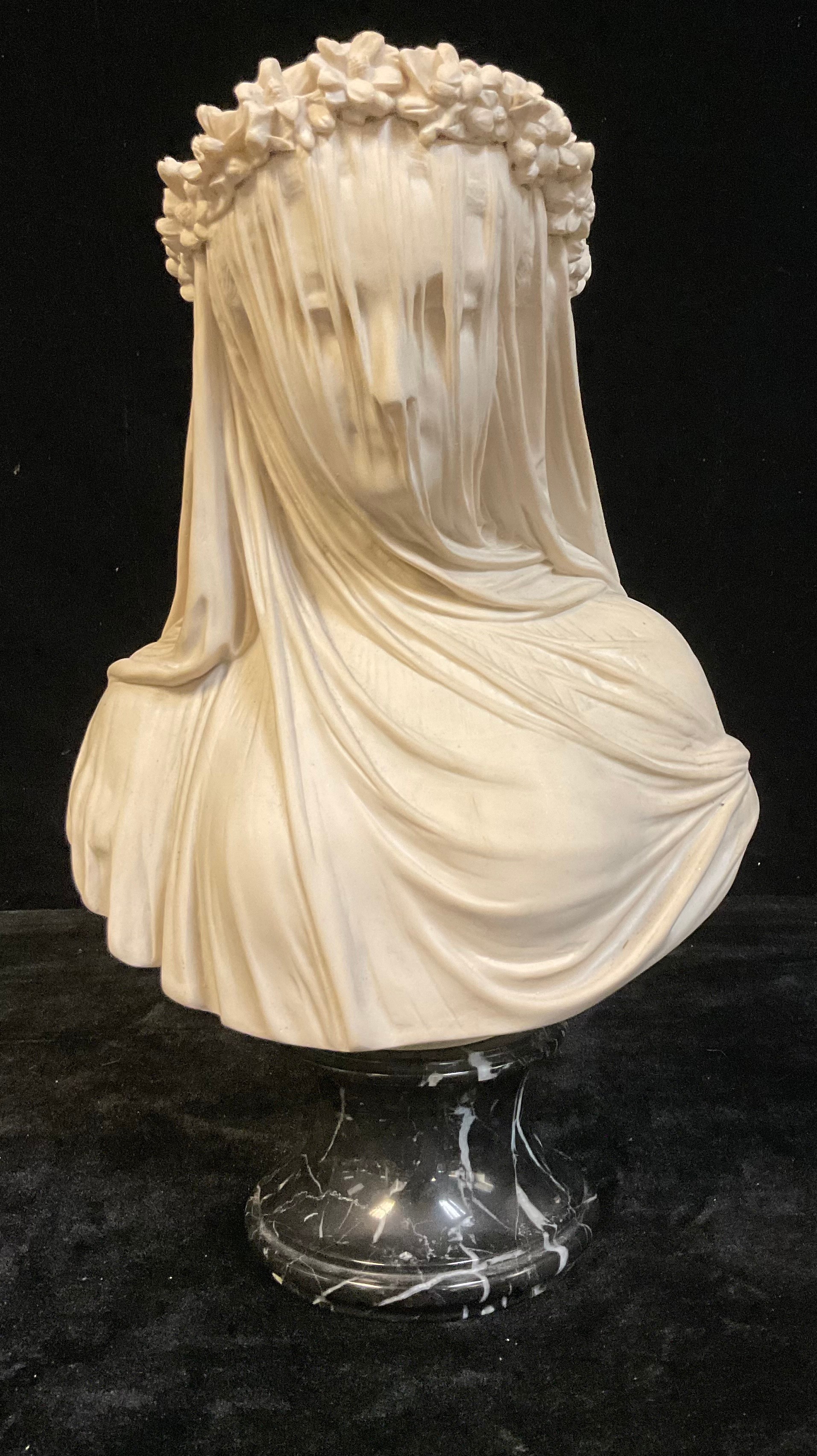 Filli Firenze, after, Veiled Lady, composite marble bust, black marble pedestal base, 36cm high - Image 3 of 3