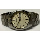 A Seiko stainless steel gentleman's wristwatch