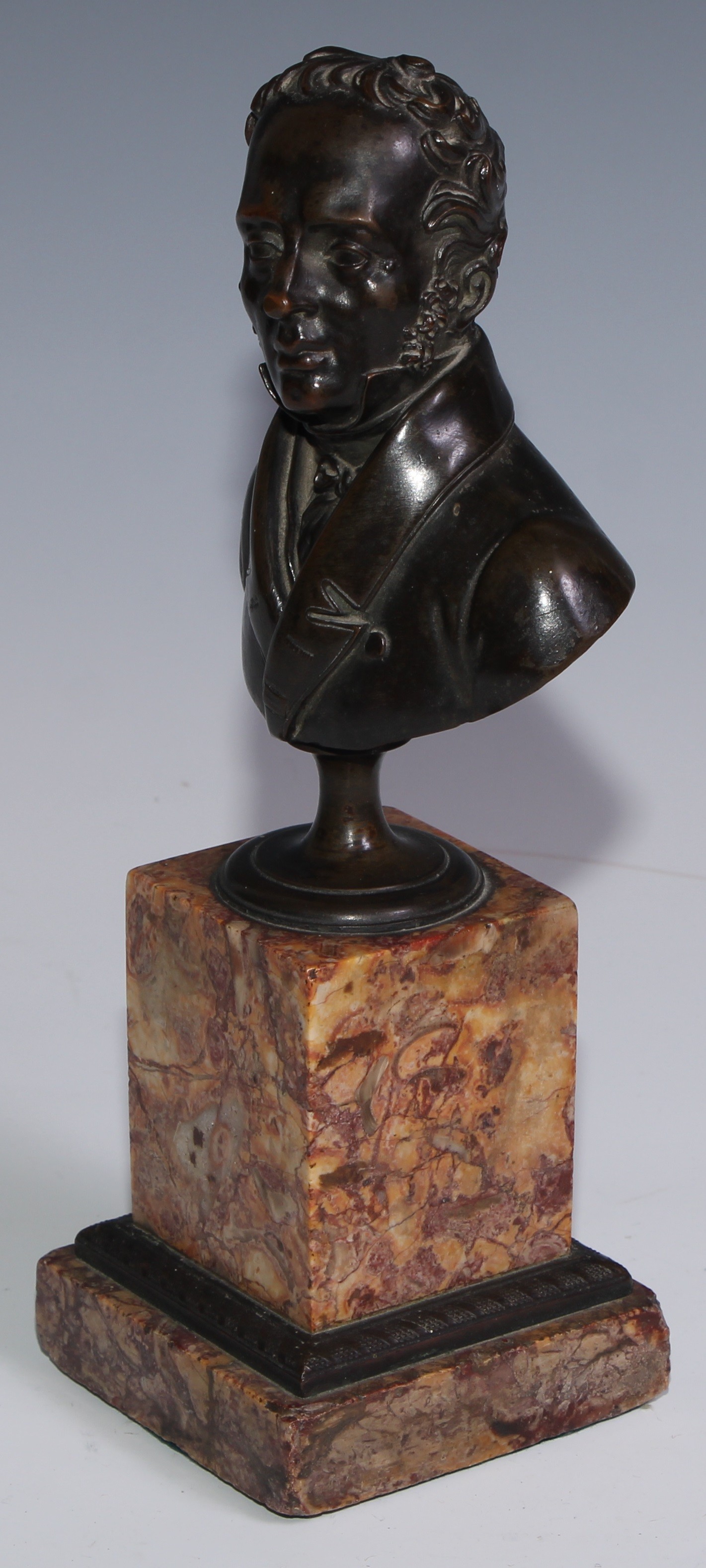 French School (19th century), a brown patinated bronze library bust, of a gentleman, marble pedestal - Image 3 of 4