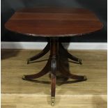 A Regency style mahogany extending dining table, one additional leaf, 76.5cm high, 163.5cm extending