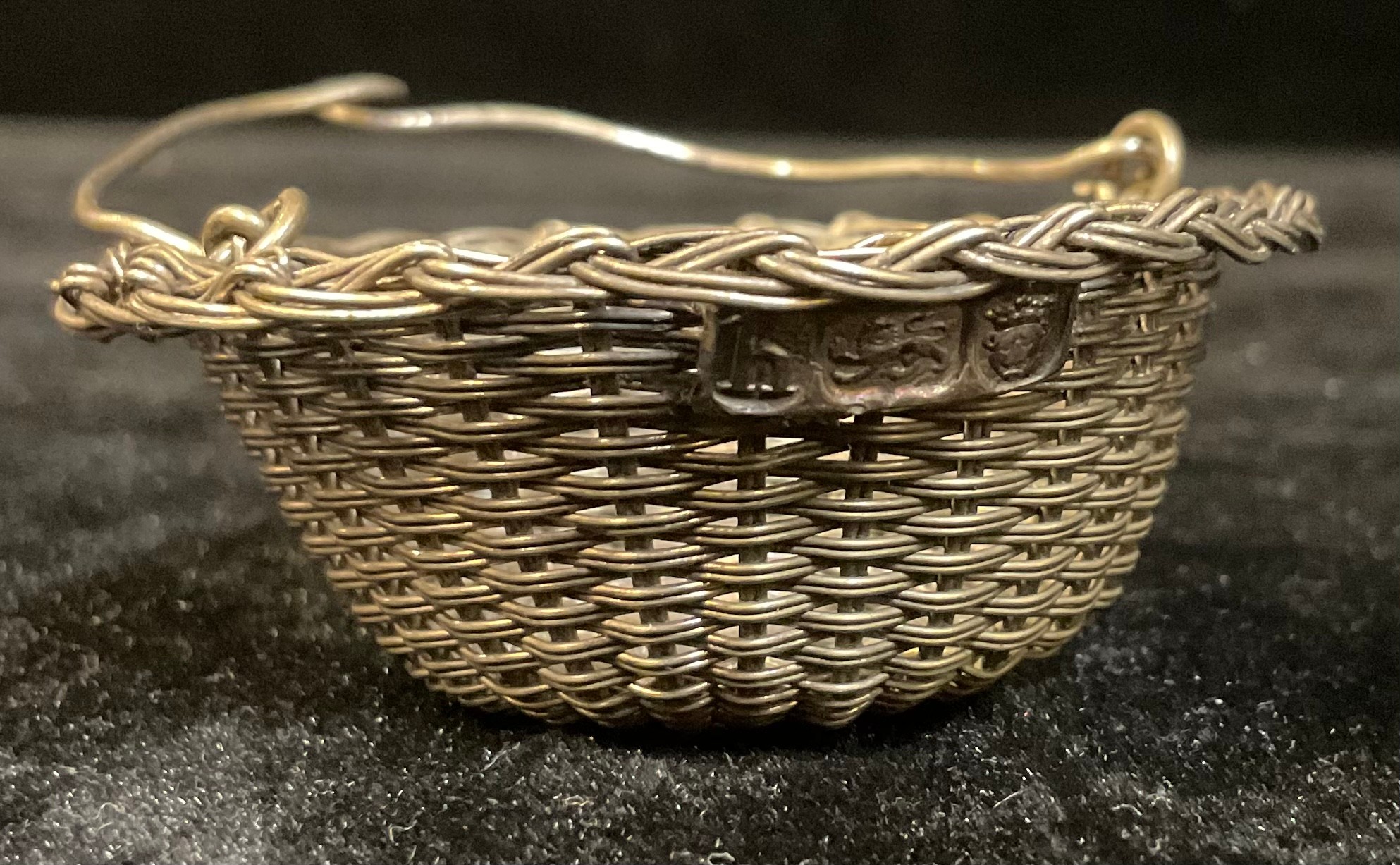 A George III silver sweetmeat basket, London 1783