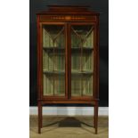 An Edwardian display cabinet, 155.5cm high, 76cm wide, 28.5cm deep