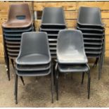 Thirty plastic chairs (30)