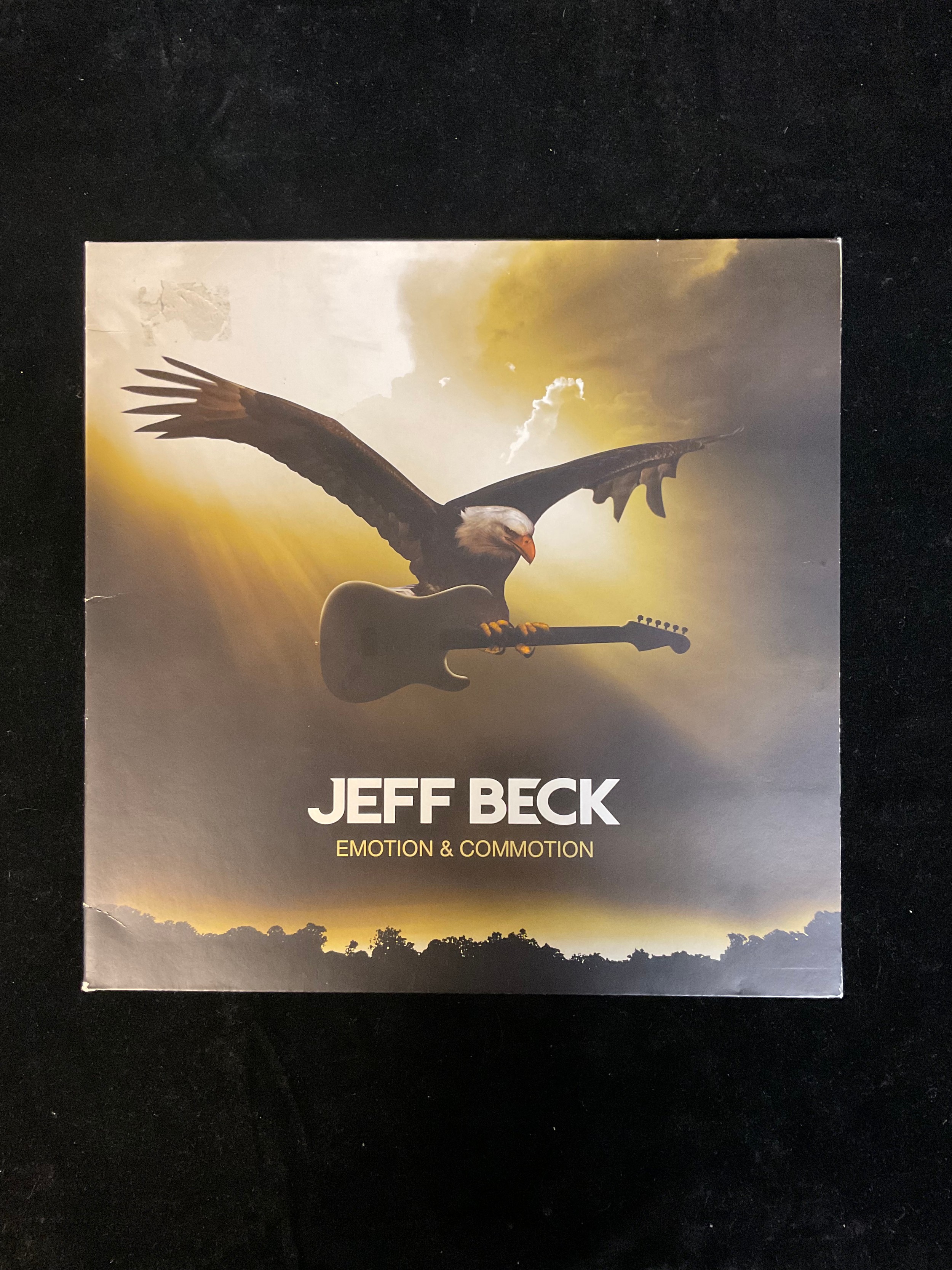 Vinyl Records, LP's - Jeff Beck - Emotion & Commotion - ATCO Records - 8122-79811-1 (1)